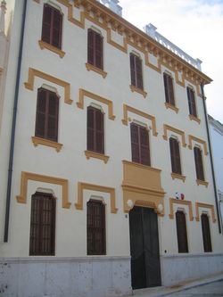 Colegio De Monjas De Ribarroja